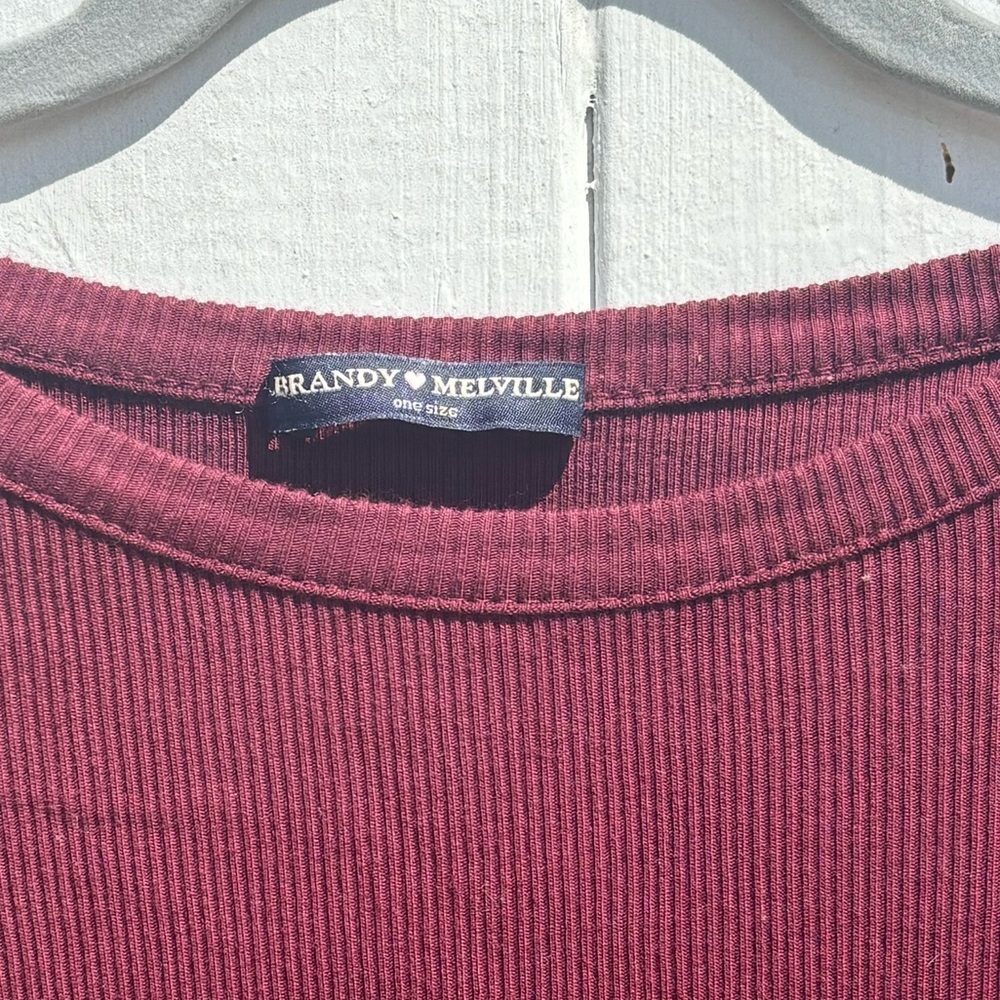 Brandy Melville Ribbed Body Con Short Sleeve Dress - Picture 2 of 7